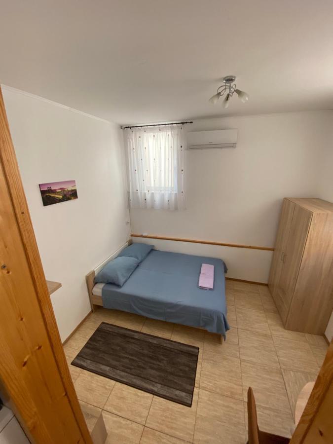 Studio-Apartman Aurora Pula Exterior foto